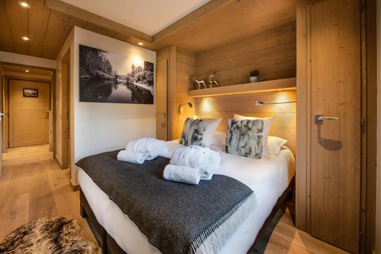 Mammoth Lodge By Alpine Resorts Courchevel 0*,  France