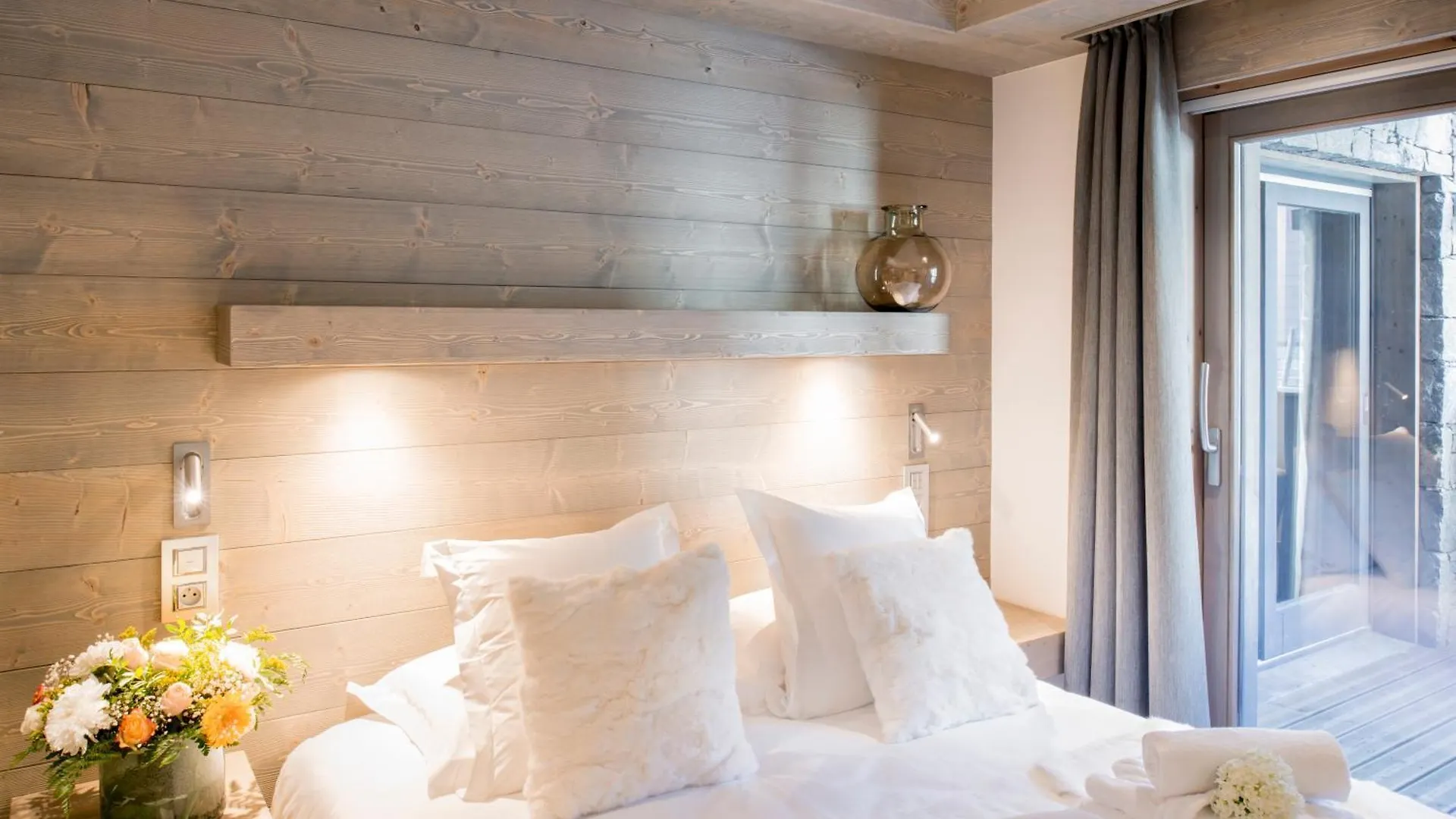Apartment Mammoth Lodge By Alpine Resorts Courchevel France