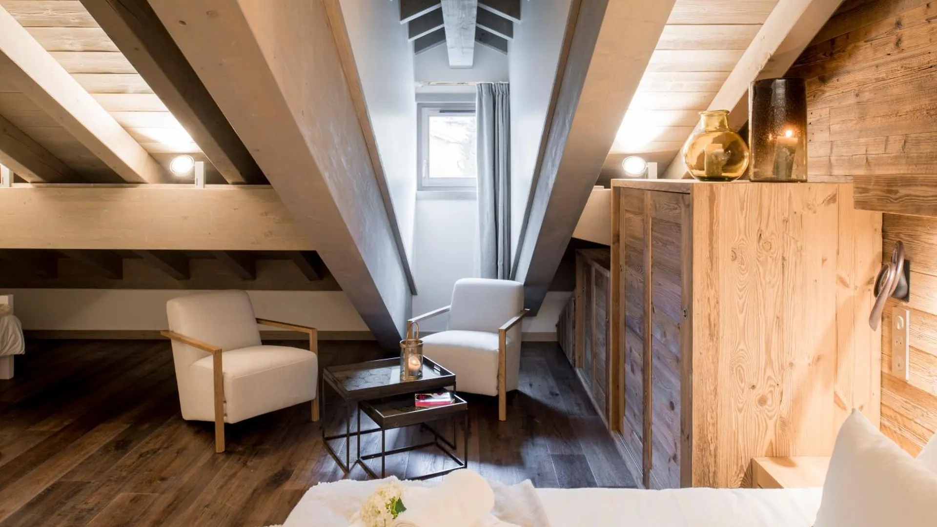 Mammoth Lodge By Alpine Resorts Courchevel Apartment